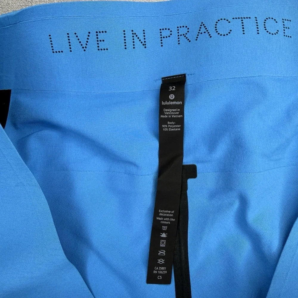 Lululemon Men's Current State Board Shorts 32 Blue Swim Surf Stretch 10
